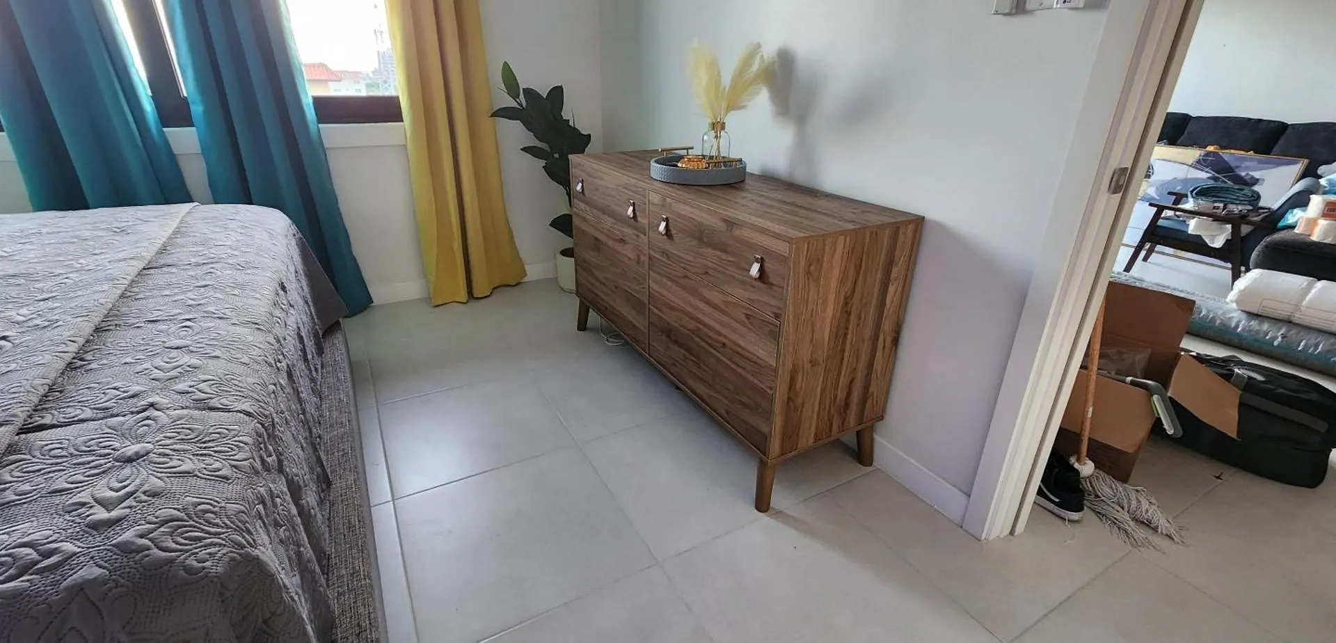 Paradise Haven At Via Kingston 0*,